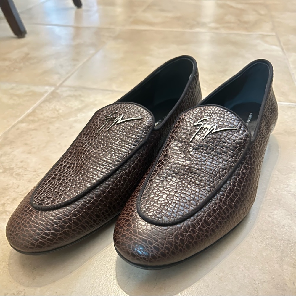 NWT Giuseppe Zanotti Croc Embosed Loafers